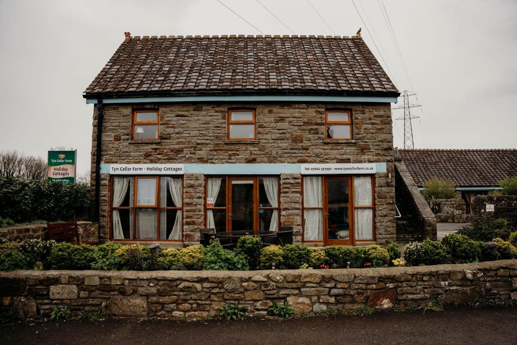 The Barn B&B Port Talbot Eksteriør bilde